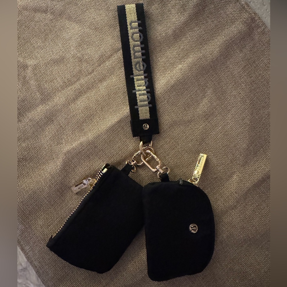 lululemon athletica Black Key & Card Holder Set